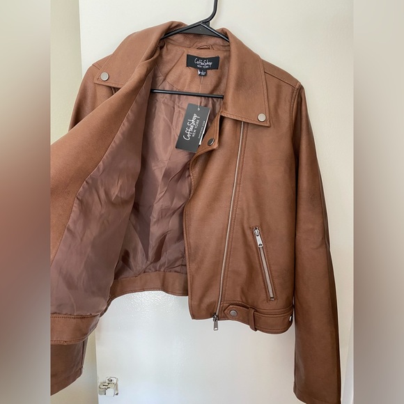 Brown faux leather long sleeve jacket from Macys - Picture 2 of 4